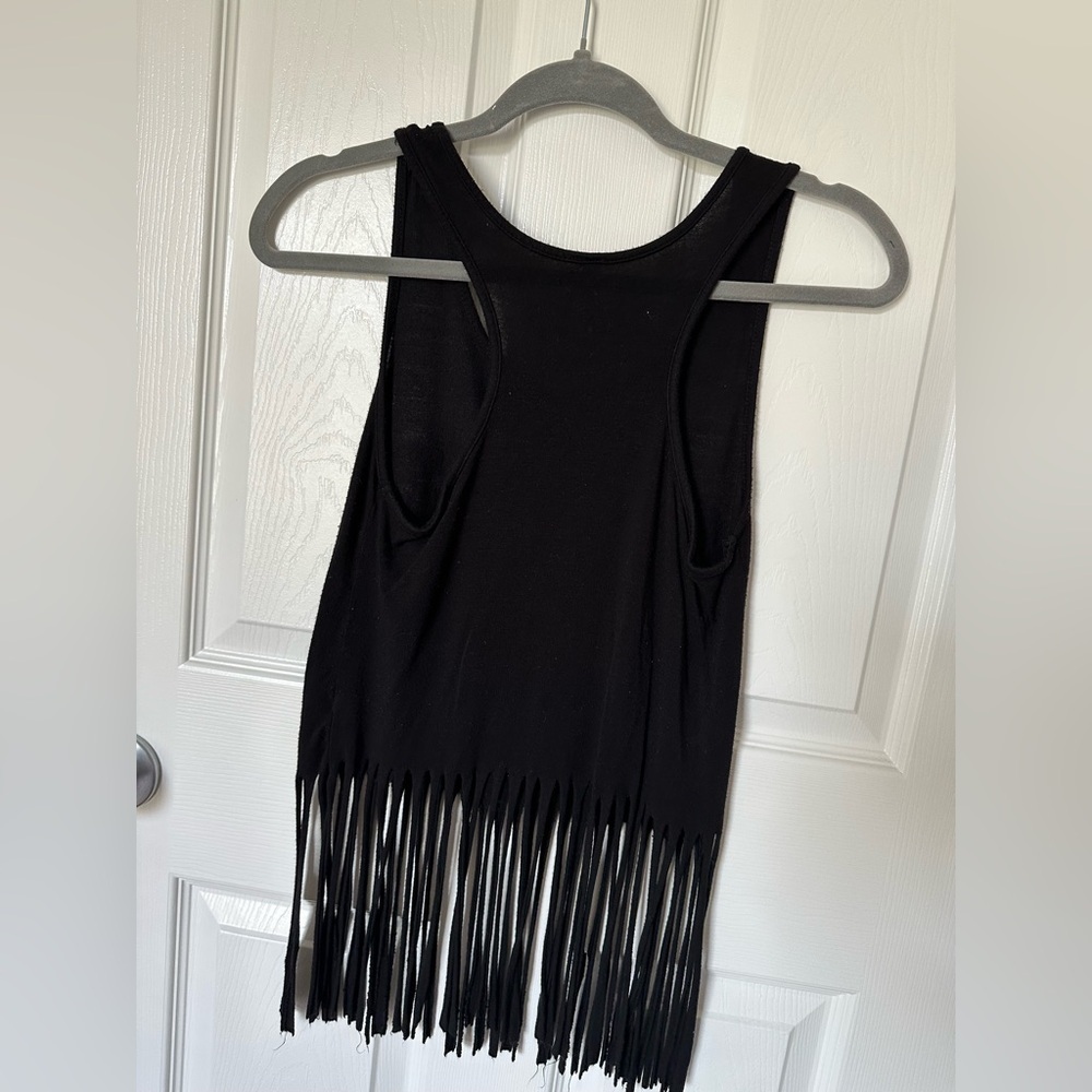 Red and Black Graphic Fringe Tank Top - Picture 5 of 5